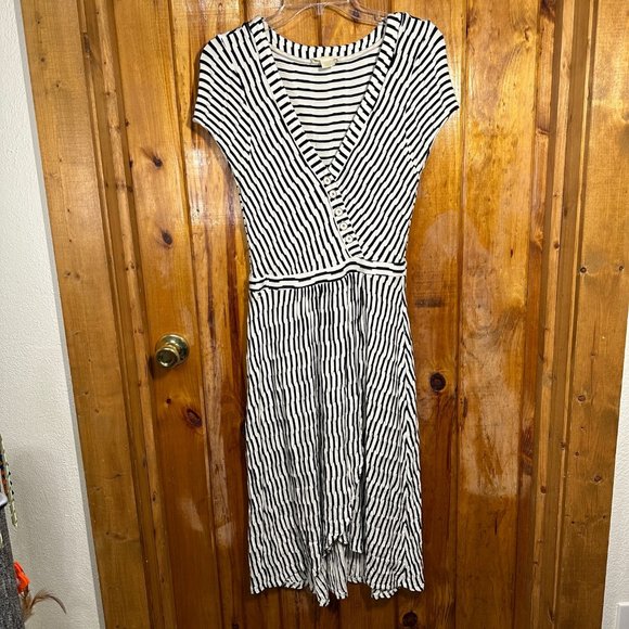 Maeve Anthropologie Paladino Dress Faux Wrap Puckered Stripe V-Neck Cap Sleeve S - Picture 4 of 11